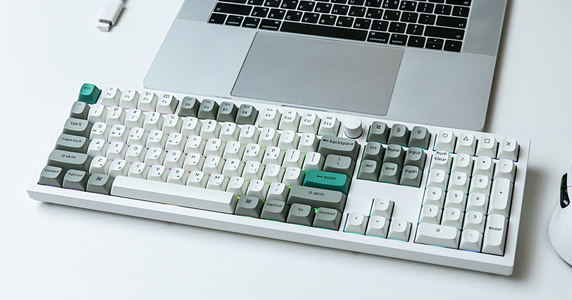 키크론 Q6 MAX 저소음 무선 기계식 키보드 키저화